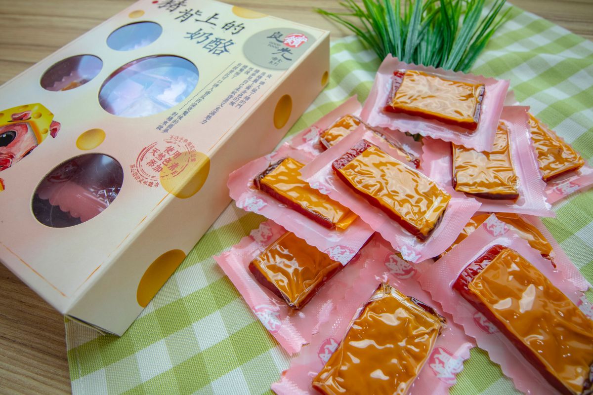 ▲由電商知名品牌「良實糧食」所研發的新品「豬背上的奶酪」，從2017年上市到2018年底結算，創下了將近8千萬的銷售業績。（圖／業者提供）