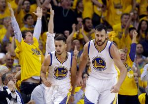 Stephen Curry Stephen Curry和Andrew Bogut 。(圖/美聯社/達志影像)