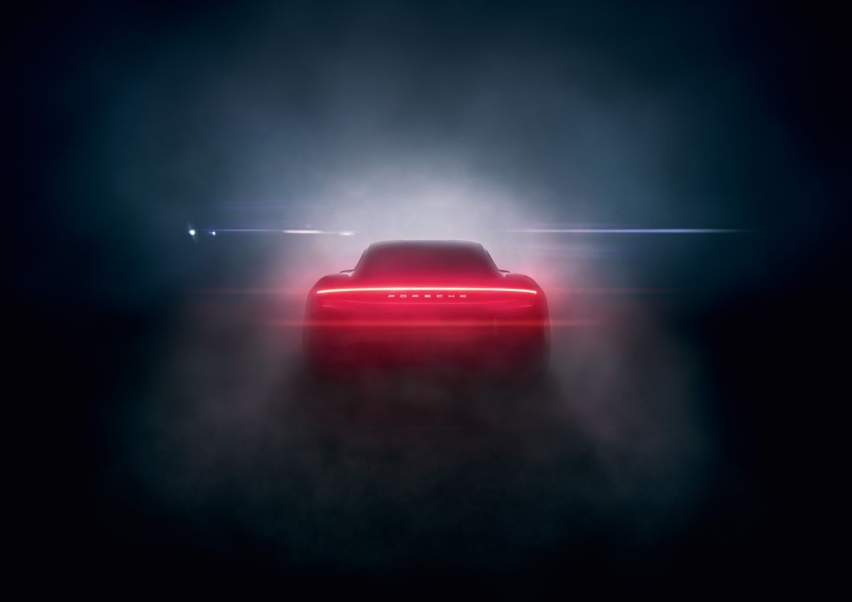 ▲台灣保時捷啟動『Porsche全新純電跑車Taycan 預購專案』至今短短兩個月，已接獲多達360張預購訂單，顯見國內市場對於Porsche全新純電跑車Taycan的期待與興趣相當高！（圖／台灣保時捷提供）