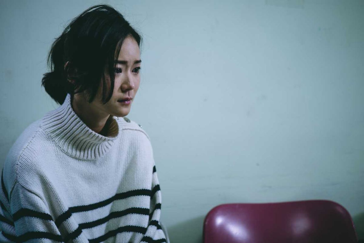 ▲鍾瑶拍攝落水戲。（圖／東森提供）