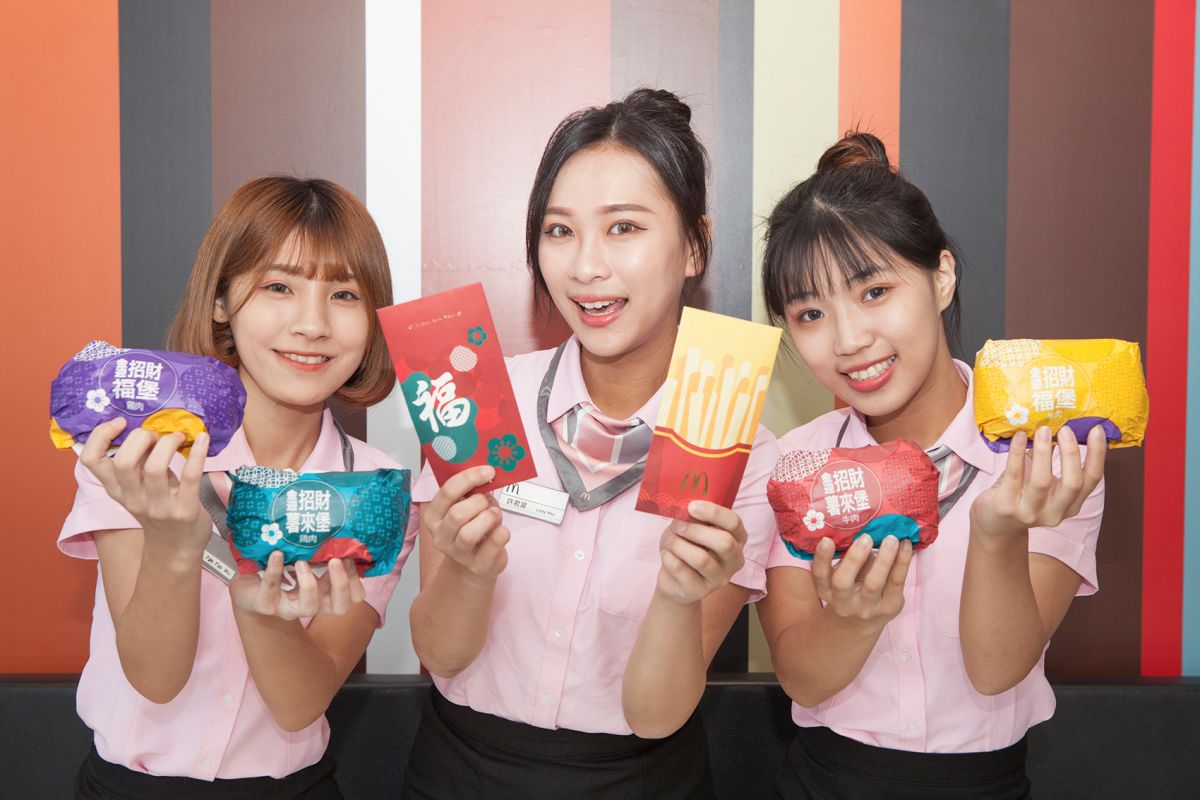 ▲美麗的店員總是讓人心動。（圖／麥當勞提供）
