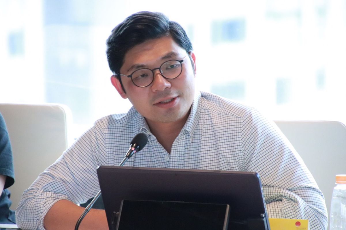 國民黨立委許毓仁22日將出席世界經濟論壇，他希望用創新和科技與世界接軌。（圖／許毓仁辦公室提供，2019,01,20)