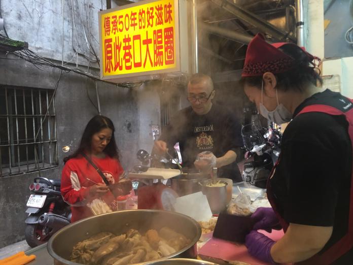 巷內美食「菊姐大腸圈」　純手工的好滋味
