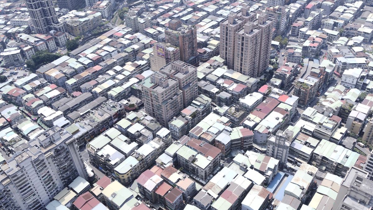 ▲根據內政部營建署發布最新房價負擔能力指標統計結果，去年第二季房價所得比為9倍，分別較上季下滑0.08（圖／信義房屋提供）