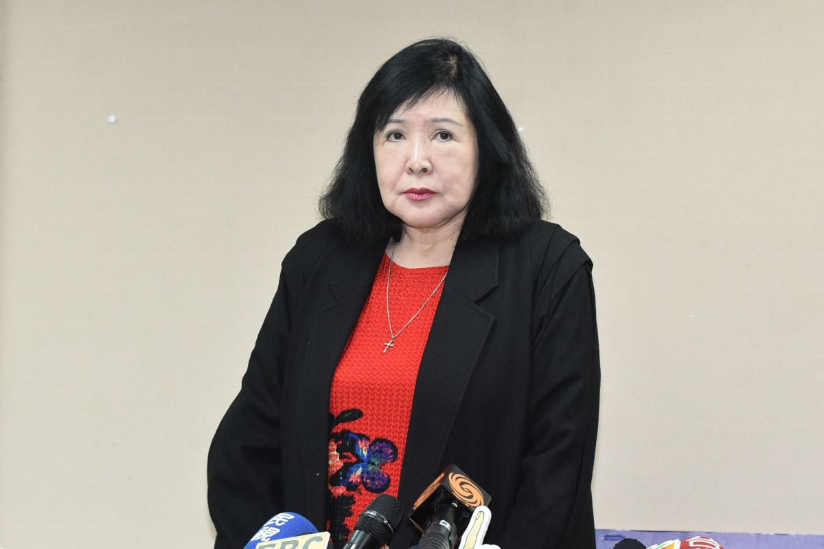 ▲鄭惠中召開記者會致歉。（圖／記者林柏年攝，2019.01.22）