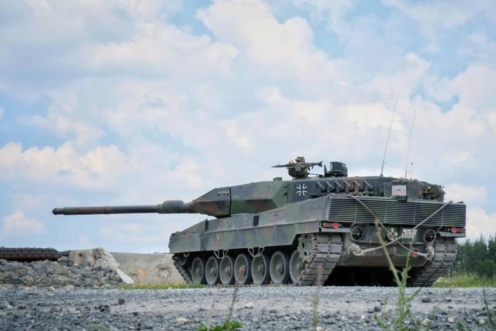 ▲德國豹二戰車綜合性能可排上世界戰車前五名。（圖／德國國防部）