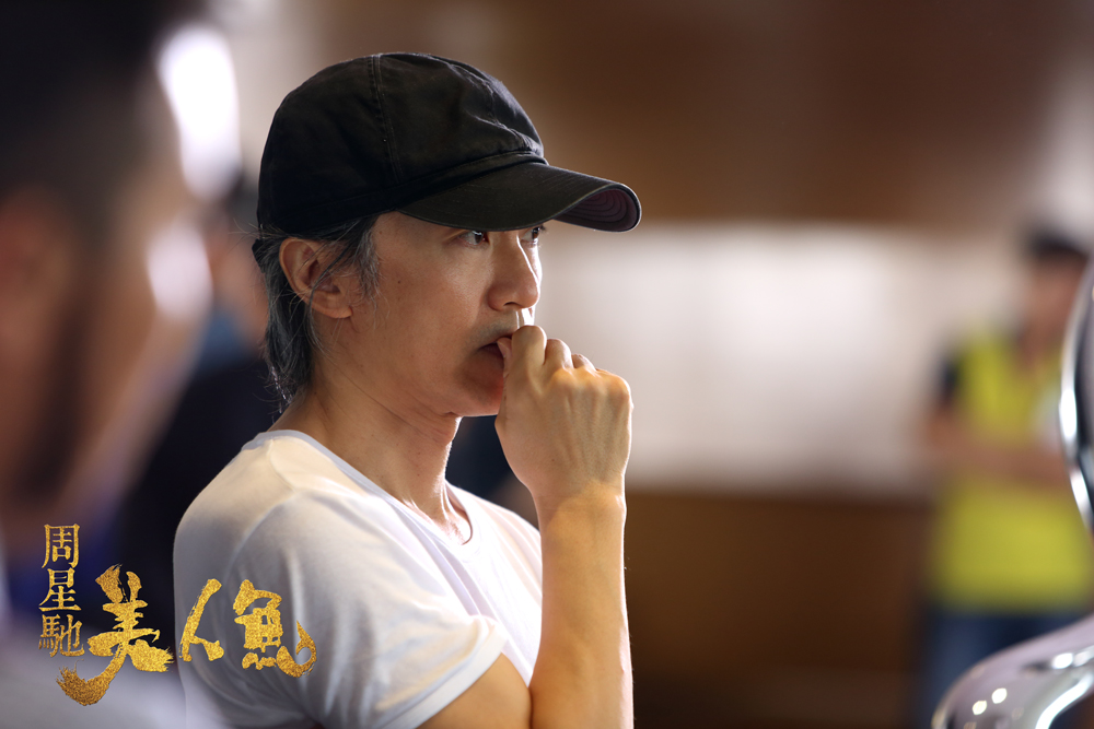 ▲周星馳遭爆爺孫戀，正在追求17歲的落選港姐張曉祺。（圖／衛視電影台提供）