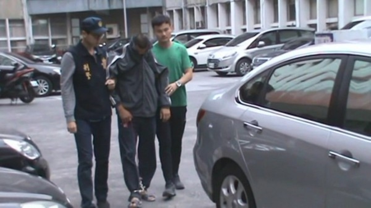 ▲潘嫌雖僅承認改造子彈，辯稱改造槍械是買的，警方存疑，仍將他依槍砲彈藥刀械管制條例送辦。(圖／記者郭凱杰翻攝，2019.01.25)