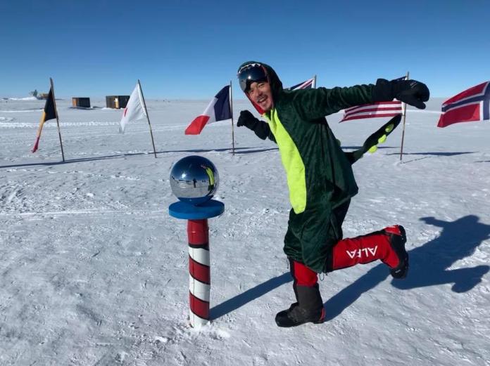 宥勝南極長征筆記-1　穿上恐龍裝成為「世界第一人」
