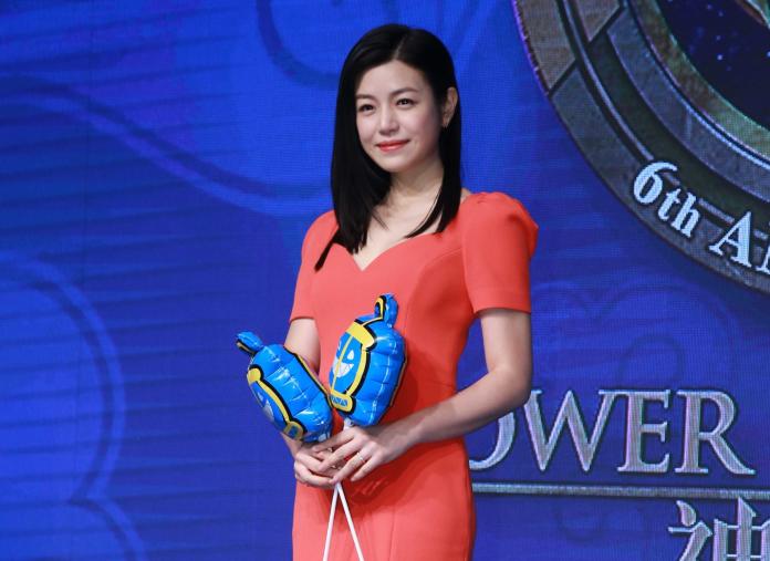 陳妍希來到台北國際電玩展幫《神魔之塔》慶生。（圖／葉政勳攝）