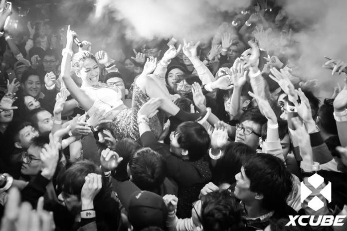 ▲為炒熱氣氛，夜店瘋玩「揉奶99下」，女舞者、男主持下場GG了。（示意圖／取自X-CUBE臉書）