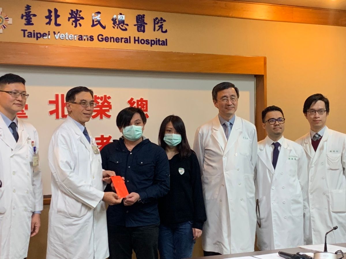 黃志賢表示，男性精液內沒有精子即為「無精症」。但並非指體內完全沒有精子，平均而言，仍有5成無精症患者，可以藉由睪丸顯微取精手術，在睪丸內找到精子。（圖／記者汪瑋琪攝）