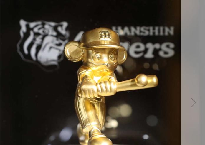 ▲阪神虎隊2019年推出新商品，純金吉祥物雕像，要價百萬日幣。（圖／截自阪神官網）
