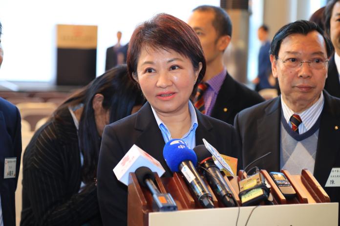 ▲市長盧秀燕單日往返香港，她認為92共識是一個重要的和平基礎 (圖／柳榮俊翻攝2019.1.29)