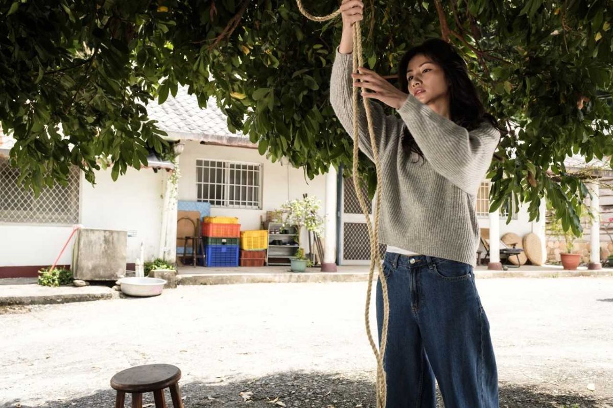 ▲李千那自殺未遂，被陳庭妮救下。（圖／歐銻銻娛樂）