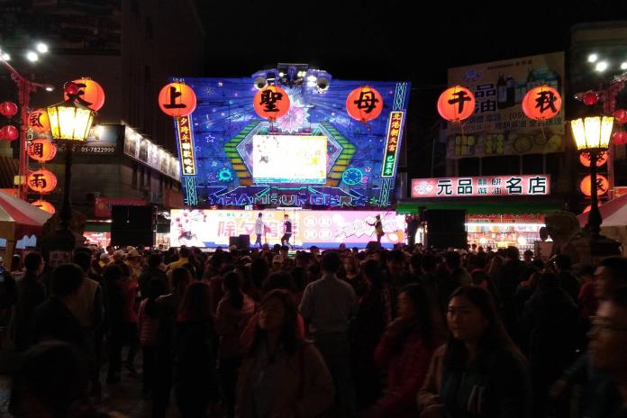 朝天宮除夕跨年晩會　迎新春送福袋