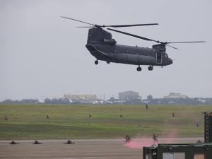 ▲2018年漢光34號演習反空降演練,CH-47SD直升機載運部隊降落。(圖/記者呂炯昌攝) ▲2018年漢光34號演習反空降演練,CH-47SD直升機載運部隊降落。(圖/記者呂炯昌攝)