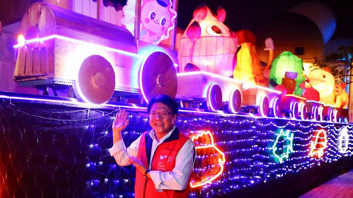 台灣燈會農業海洋燈區揭幕　Hello Kitty一起慶豐收
