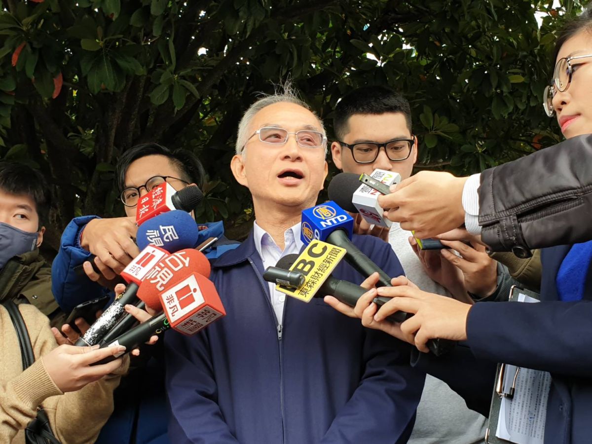 ▲鴻海集團今（14）日大年初十舉行開工典禮，會後集團副總裁呂芳銘表示，鴻海定調「製造為基底、科技為根本」在兩大方向下，期許目標今年還是會成長。（圖／記者許家禎攝，2019.2.14）