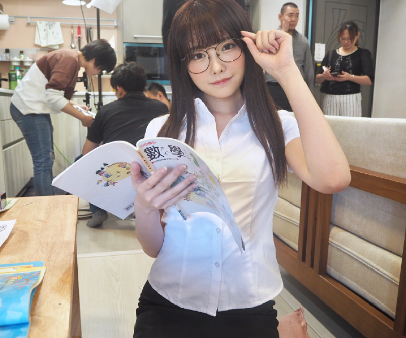 ▲橋本有菜近日來台進行拍攝工作。（圖／翻攝自橋本ありな推特, 2019.02.14）