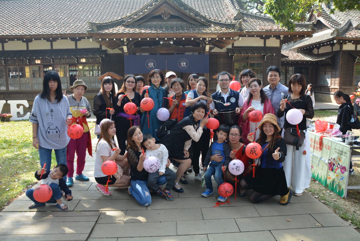 ▲新住民們在嘉義市史蹟資料館參加元宵花燈DIY活動。（圖／記者郭政隆攝影2019.2.16）