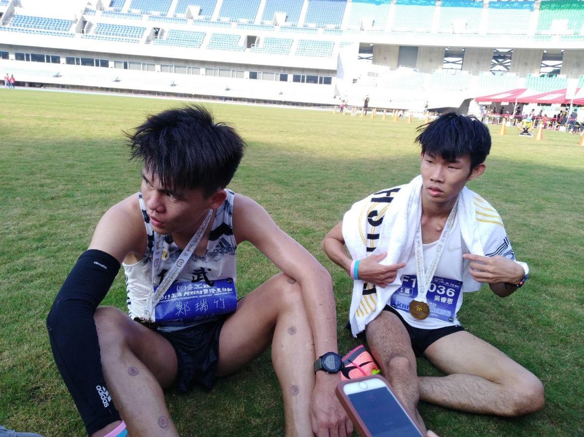 鄭瑞竹(左)和吳睿恩(右)。（圖／黃建霖攝）