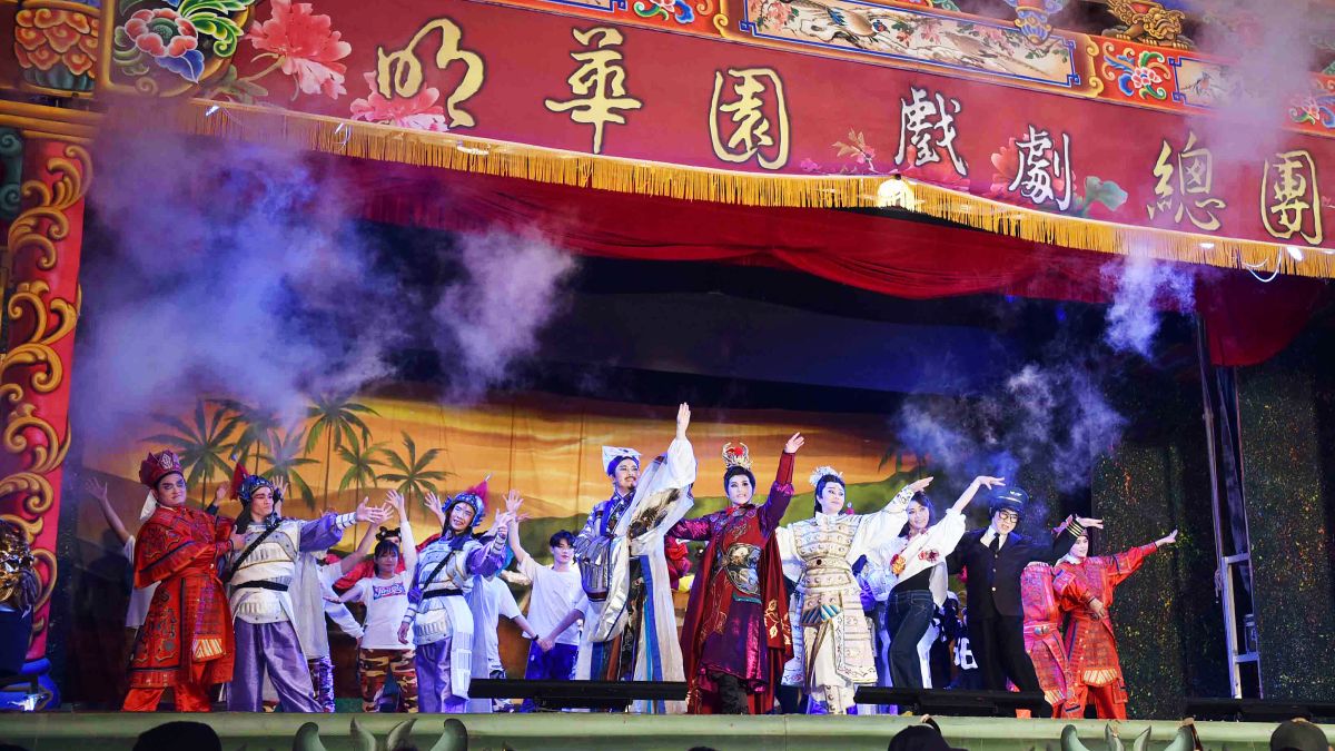 ▲明華園戲劇總團大戲「花燈六百年」，在金銀河燈會演出。（圖／高市府提供）