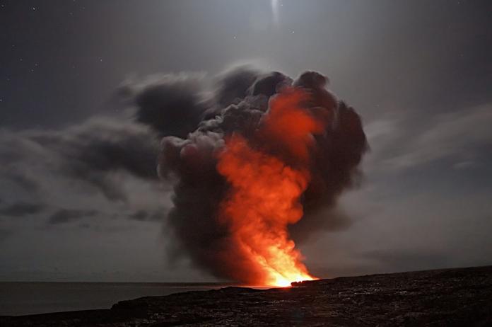 ▲地震學家解釋，大屯火山雖為活火山，但科學家都還沒斷定其活動性，談噴發似乎還早得很。（示意圖／翻攝自 Pixabay ）