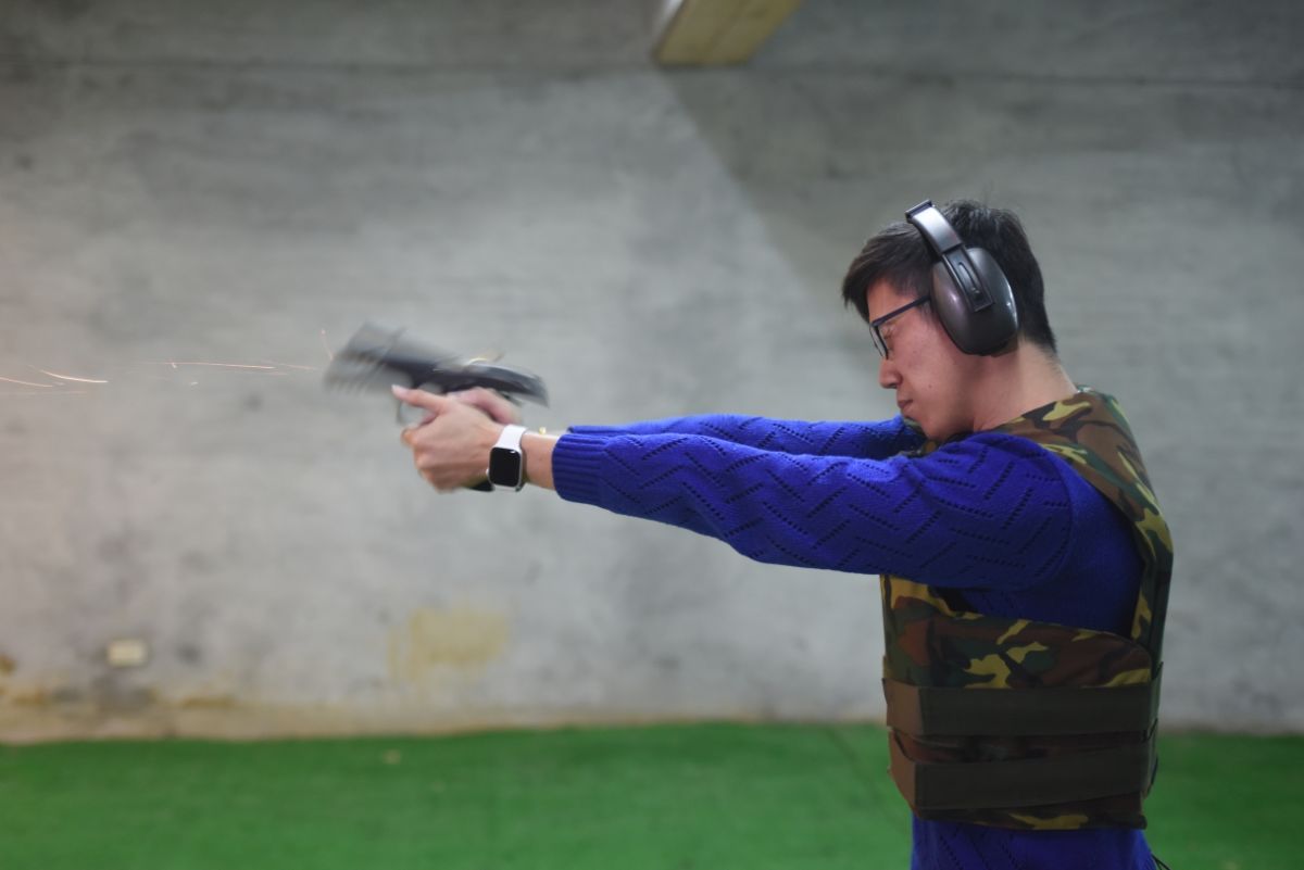 由國防大學理工學院動力系統及工程學系兵器組開發的多邊型內壁無膛線T75K3手槍，目前已經配賦部隊。(圖／軍情與航空提供）