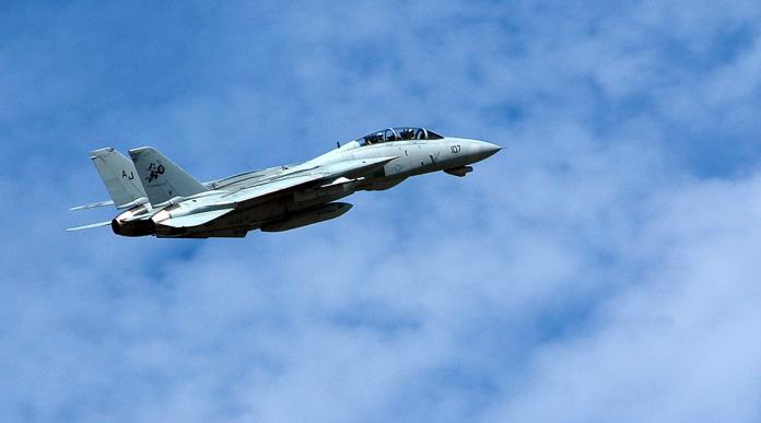 軍武》拍攝「捍衛戰士2」　F-14戰機重回美軍航艦
