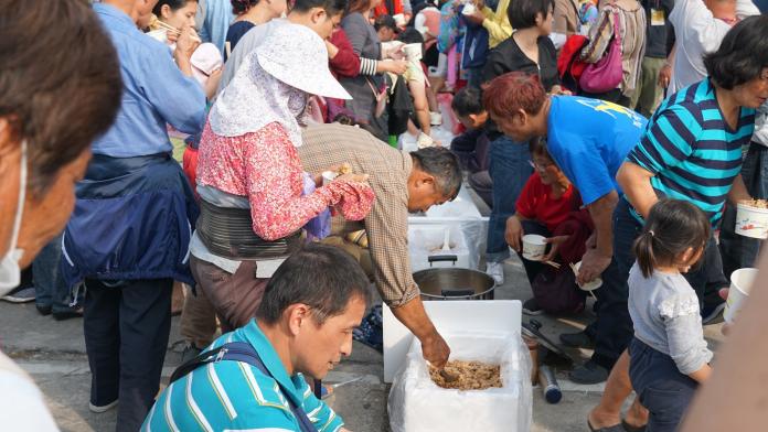 總統第4次參加吃飯擔3