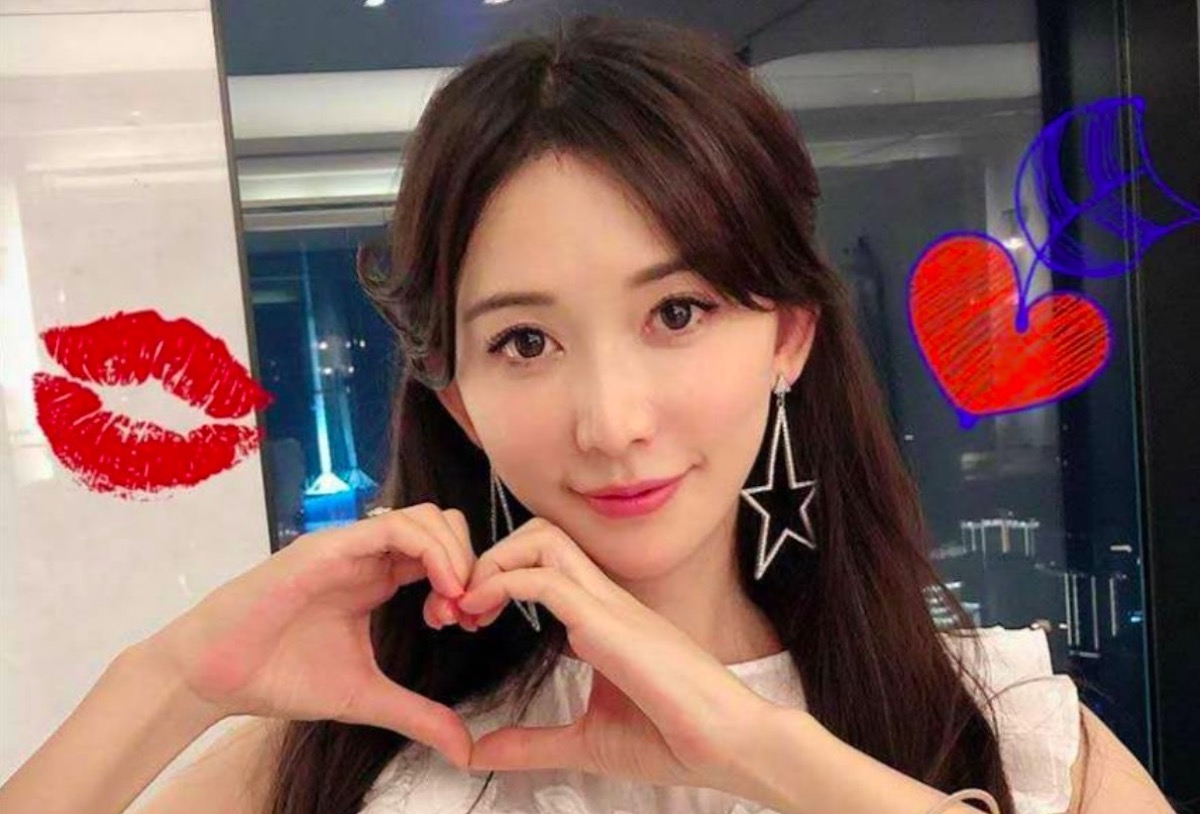 ▲記者問是否有意願擔任高雄觀光大使？林志玲表示「很榮幸！」（圖／翻攝自微博）