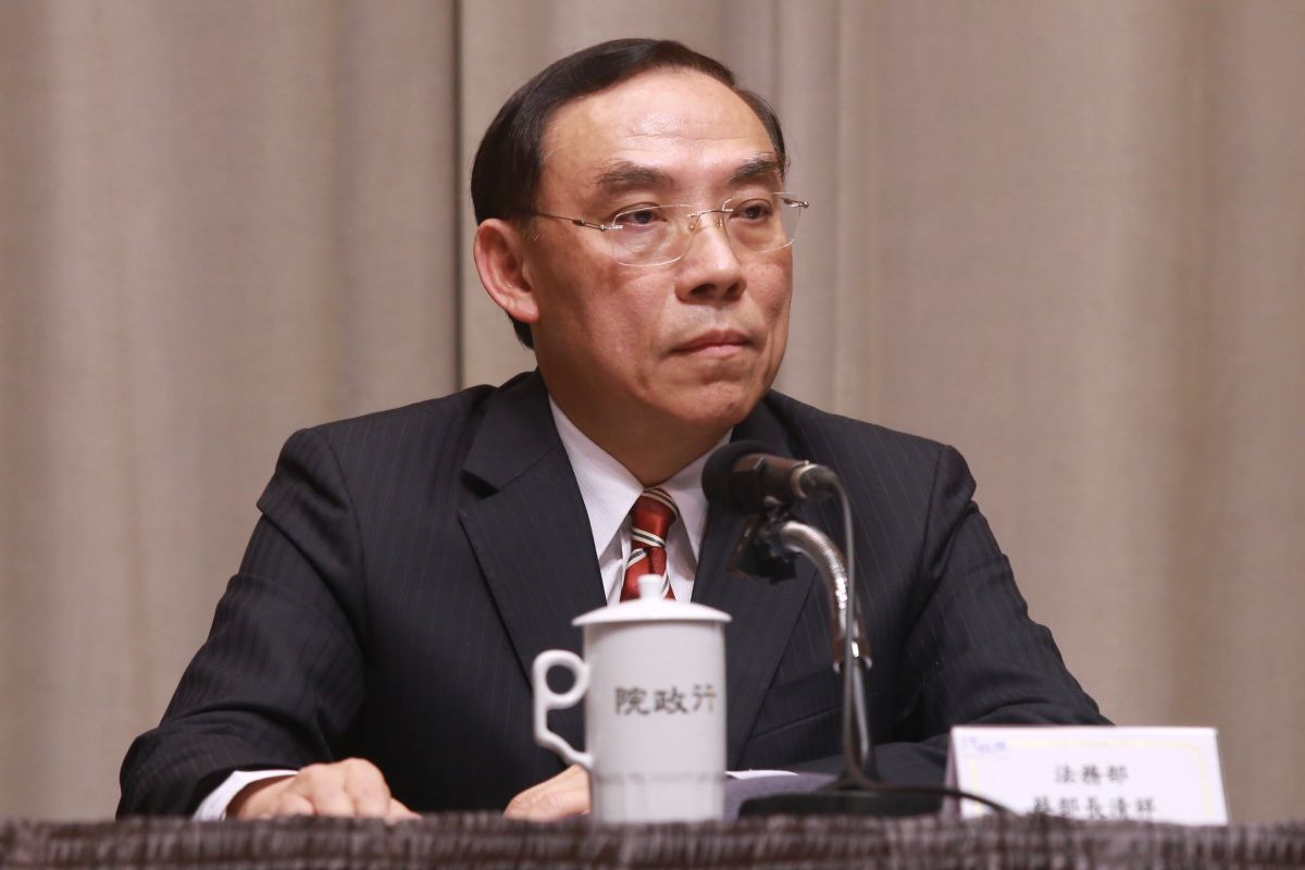 行政院會21日通過同婚專法，稱同婚者 為第二關係，法務部長蔡清祥表示，草案明定18歲同性得結婚。（圖／記者葉政勲攝，2019,02,21)