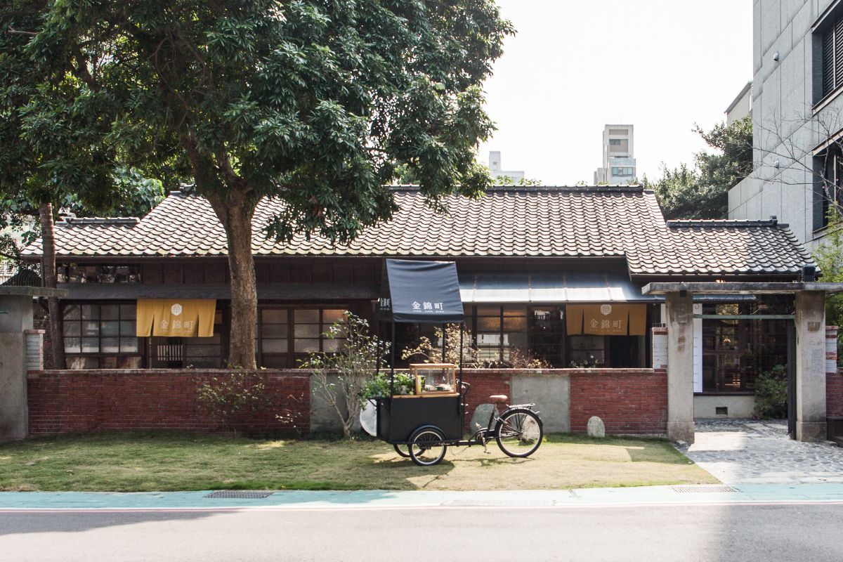 文青系伴手禮甜點「金錦町」選在老宅中開張。（圖／業者提供）