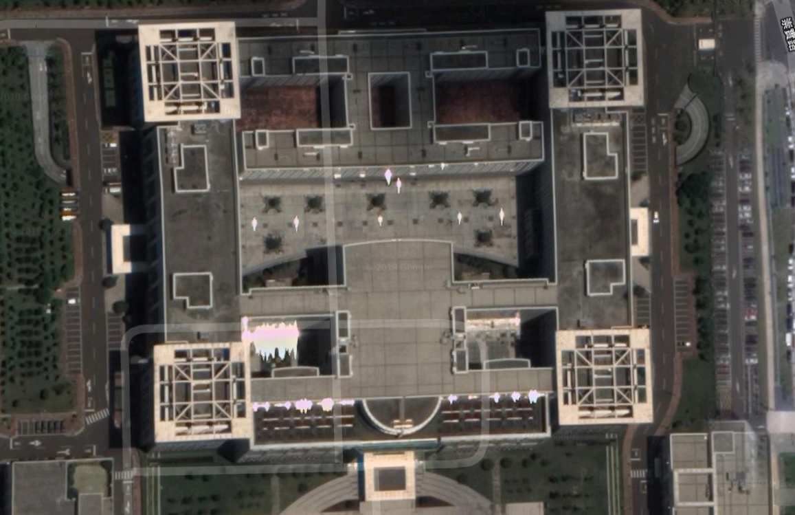 ▲國防部在 Google Maps 中以衛星檢視，畫質降低許多。（圖／翻攝自 Google Maps ）