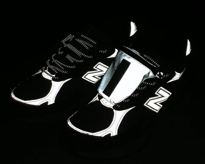 Ultra990在鞋面設計上融入許多反光材質細節。圖＠Ultraolive臉書