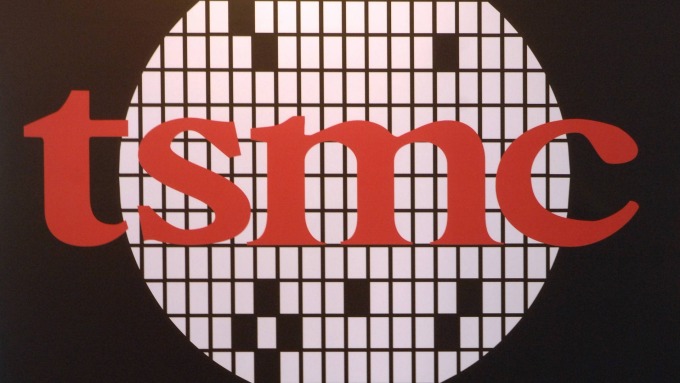 ▲ TSMC shareholders may receive a total of NTD10 cash dividend per share this year.