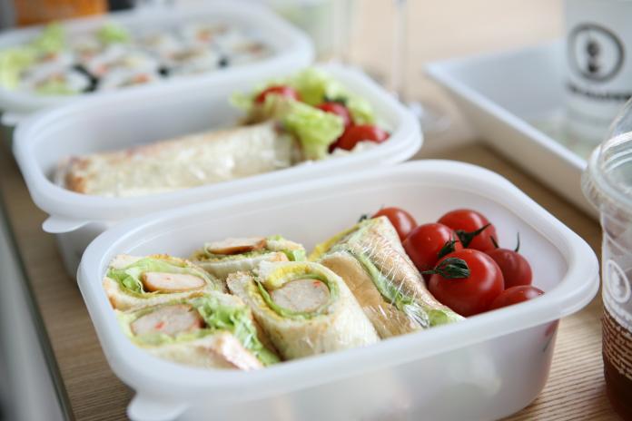 落後日韓數十年　教育部設營養午餐專法
