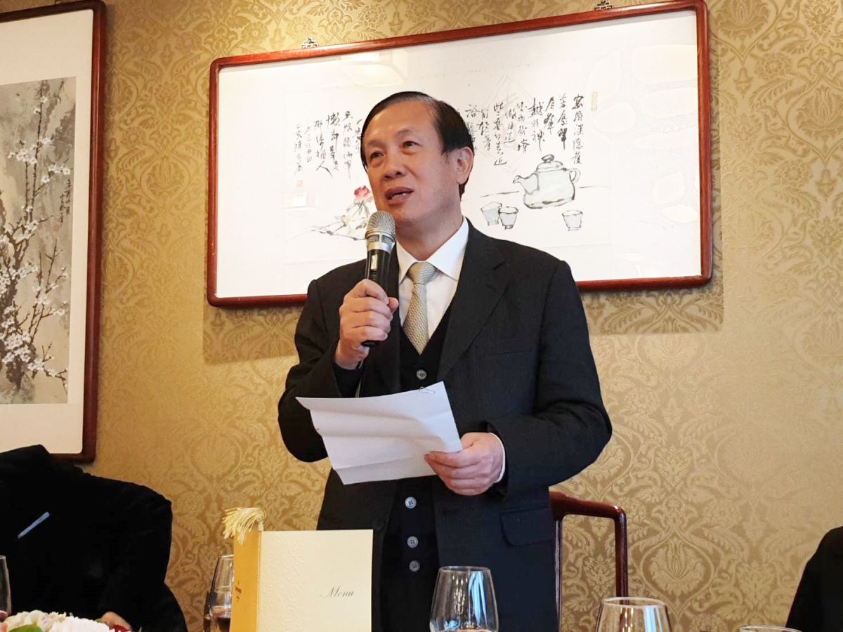 ▲高雄市長韓國瑜的「韓流」正在發燒，商總理事長賴正鎰說，韓一直大喊「拚經濟」就對了，只要有喊大家就會跟著動起來。（圖／記者許家禎攝，2019.3.7）