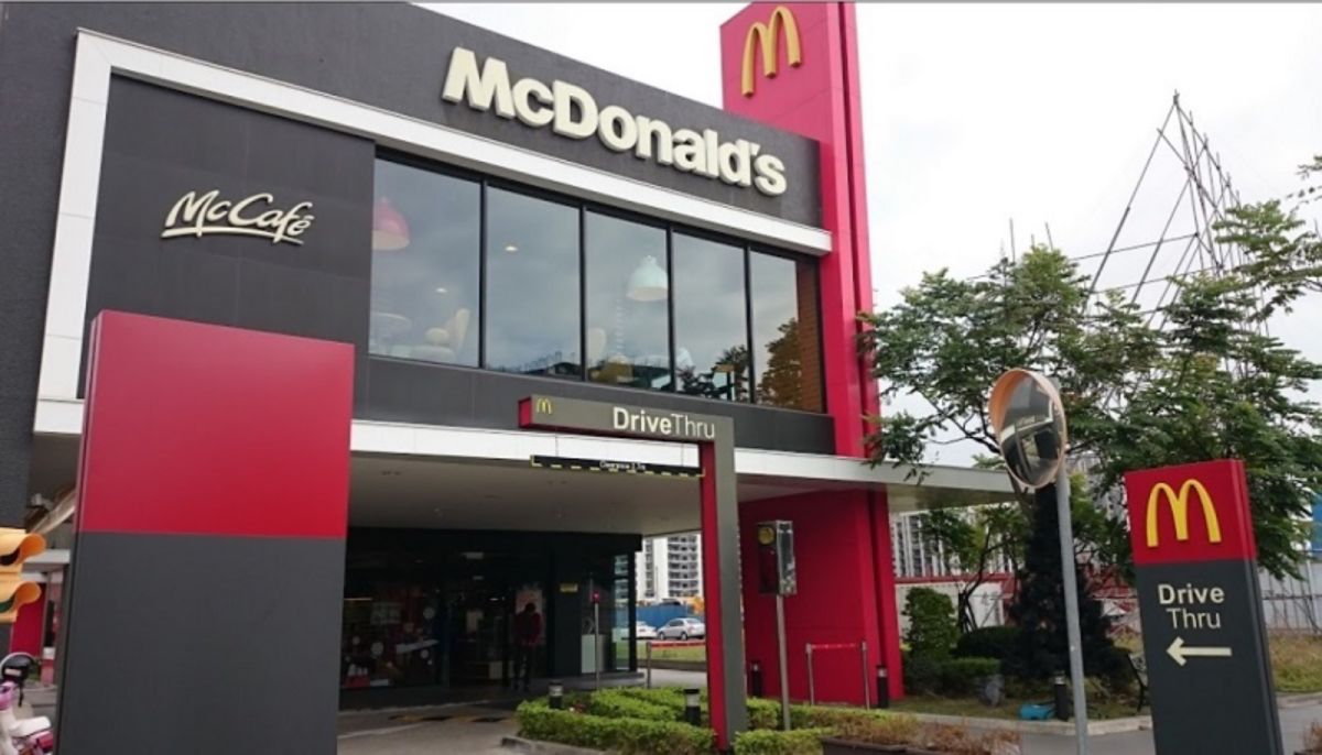 ▲連員工都不知道！麥當勞藏「超質感黑紙袋」，鄉民曝真相。（圖／翻攝自 google map ）