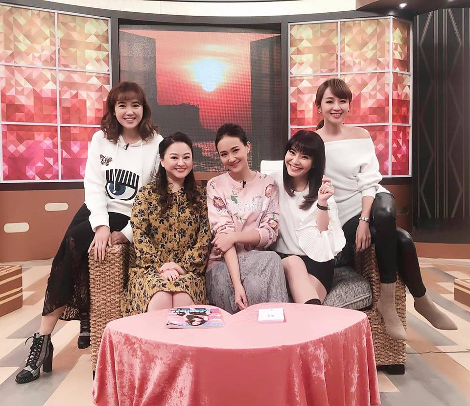 ▲蔡逸帆（右）曾與老公玩角色扮演。（圖／翻攝自蔡逸帆臉書）