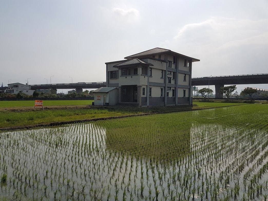 ▲農委會打算修訂農舍興建規定，將「臨側、臨路」由行政規則提升至法規命令，引發宜蘭縣民進黨籍中央與地分民代齊聲反對。（圖／記者李清貴攝,2019.3.12)