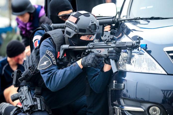▲內政部警政署維安特勤隊員配備MP5衝鋒槍。（圖／翻攝自NPA 署長室臉書）