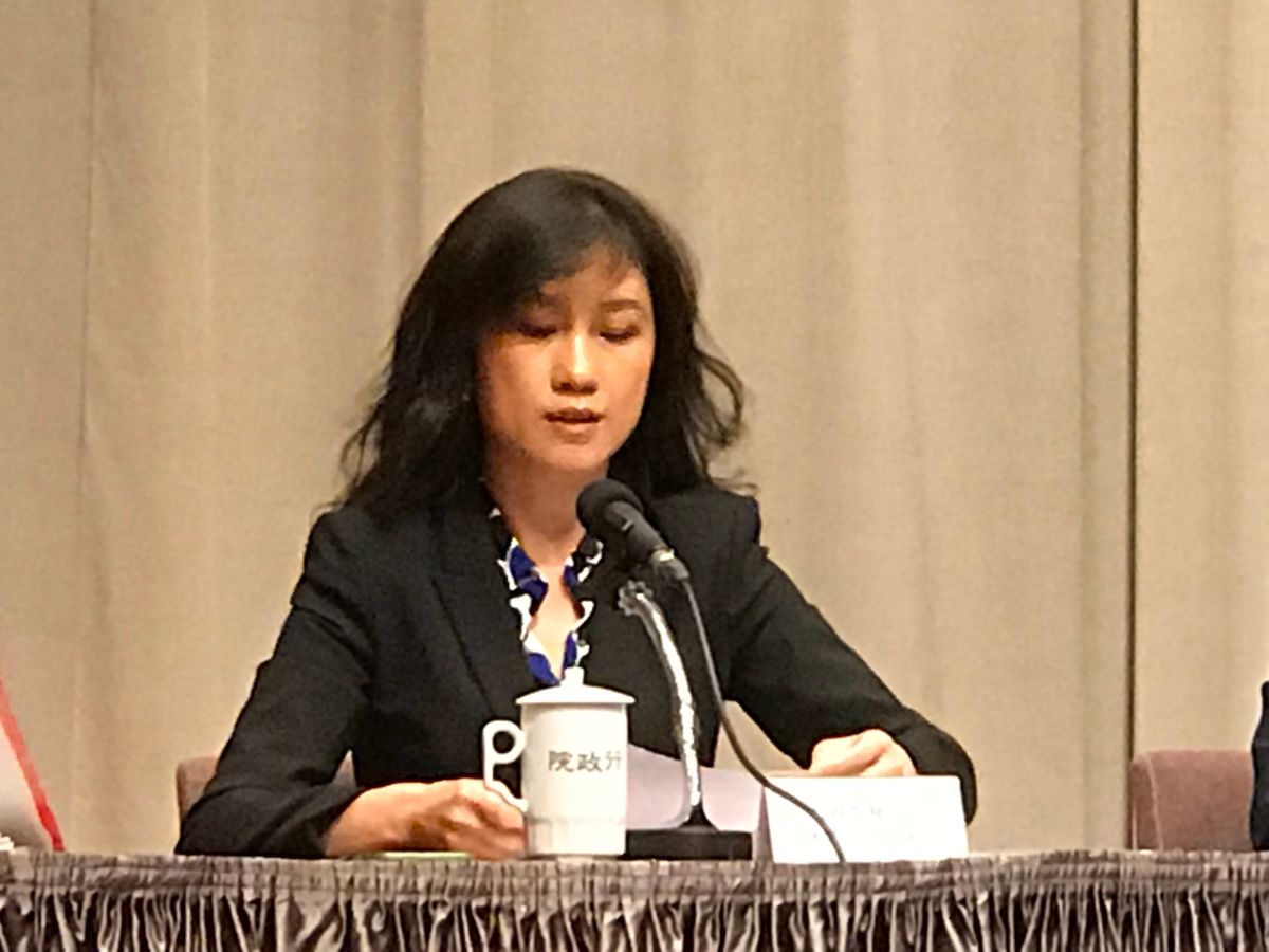 外傳宜蘭縣前代理縣長陳金德已被「內定」為台灣肥料公司董事長。對此，行政院發言人Kolas Yotaka14日受訪時表示，人選目前並未定案。（圖／記者林人芳攝，2019,03,14)