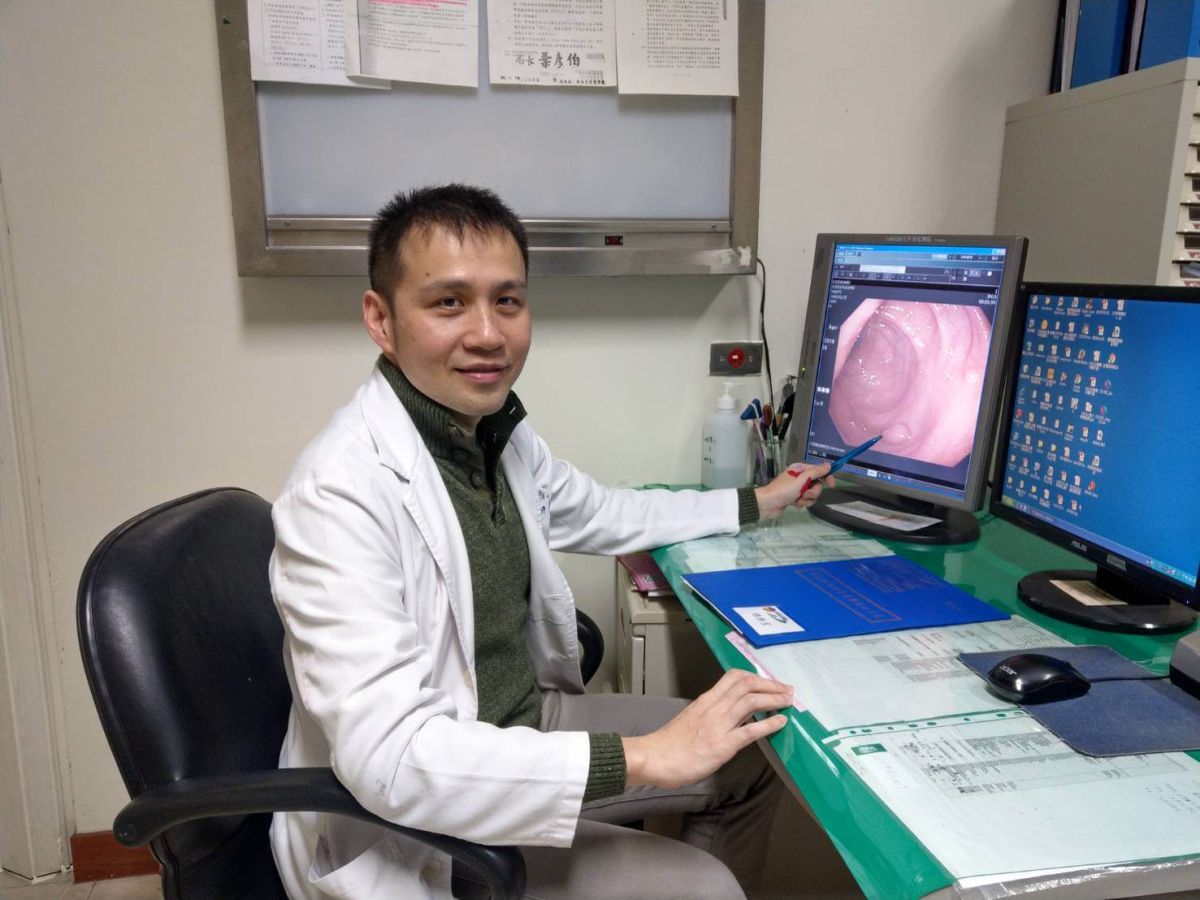 ▲彰化醫院臨床門診發現邱先生家七人全長息肉，肝膽腸胃科主任楊智超任為與不健康的飲食習慣有關。（圖／記者陳雅芳攝，2019.03.18）