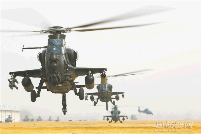 ▲解放軍攻擊直升機將是日後國軍M1A2戰車一大威脅。（圖／中國大陸國防部）