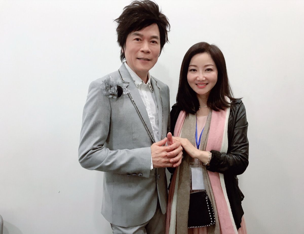 ▲洪榮宏日前在新加坡參加慈善義演，愛妻表示很喜歡一起工作的感覺。（圖／宏遠音樂提供, 2019.03.20）
