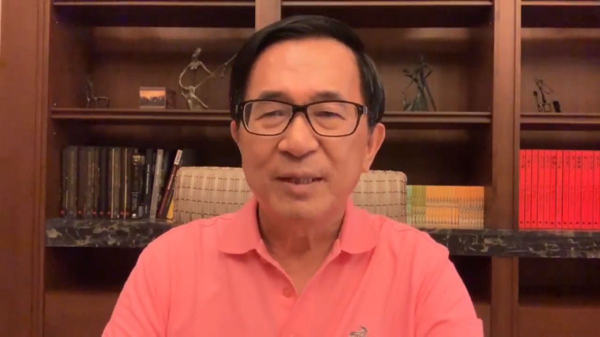 ▲陳水扁表示不解為何要大罷免，且對於綠營批評的「選罷法修惡」也質疑罷免要附身分證影本「哪裡違憲？」（圖／取自陳水扁臉書）