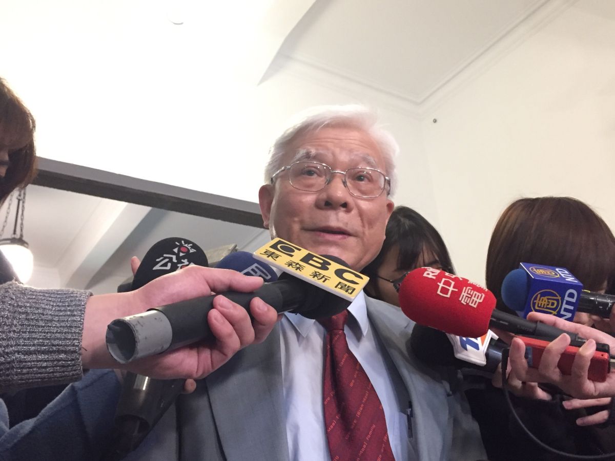 台灣社社長張葉森今(24)日表示，今內部會議中出席22社團，九成醮喜歡賴清德。 (圖/政治中心攝)