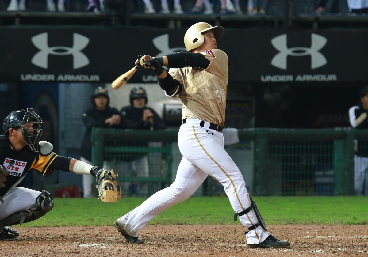 ▲Lamigo桃猿捕手廖健富。（圖／記者葉政勳攝 , 2019.03.24）